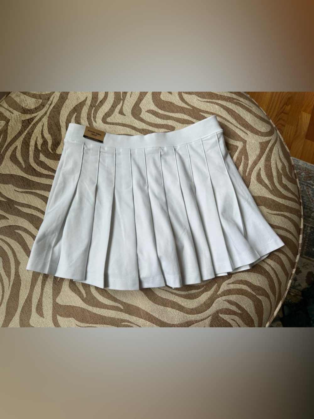 PINK Victoria's Secret White Pleated Mini Skort